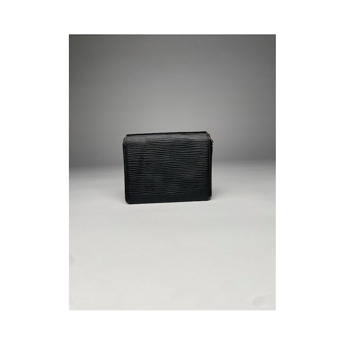 Louis Vuitton Daily Black Leather Purse Size ONE SIZE - 2 Thumbnail