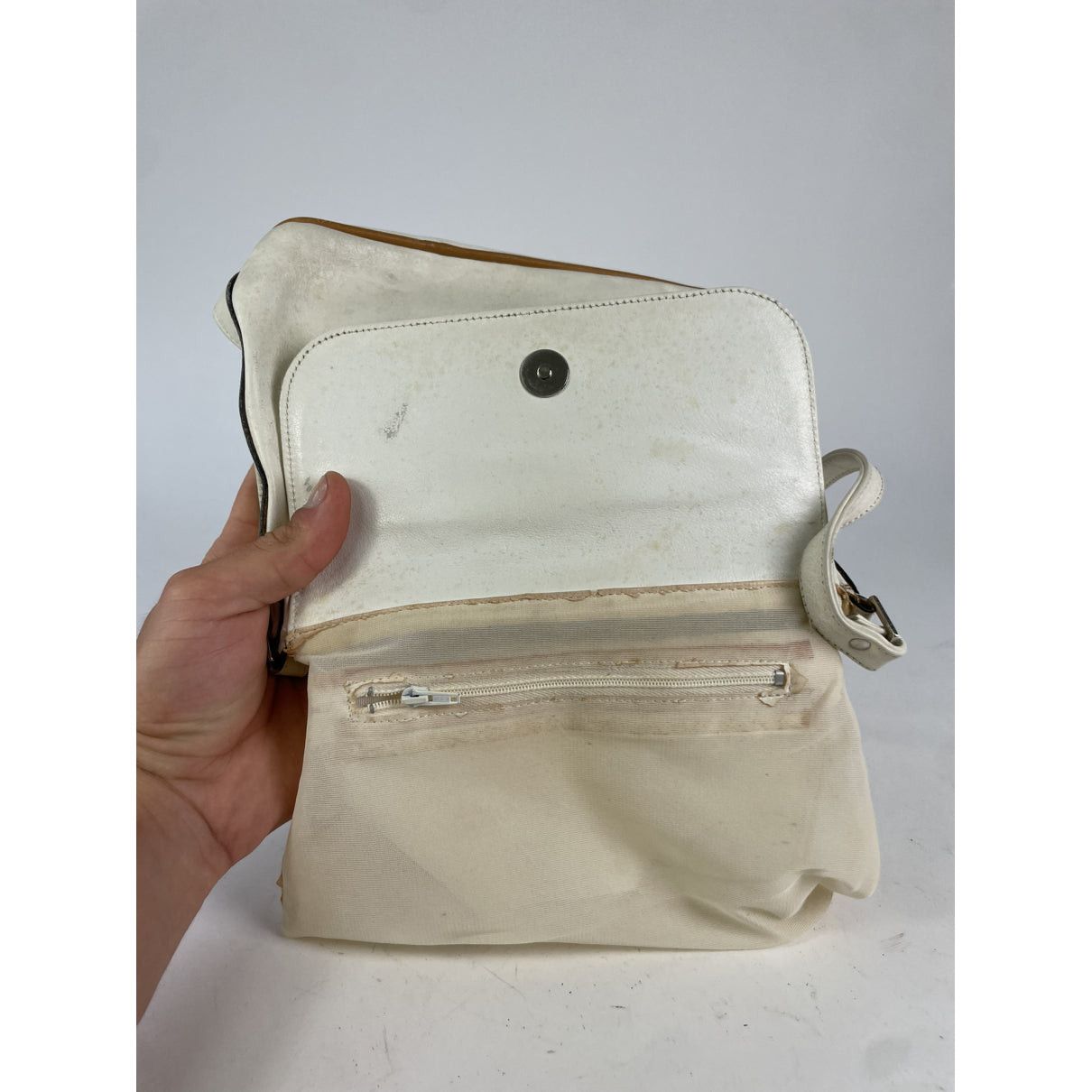 Courreges Courrèges White Leather Handbag Size ONE SIZE - 2 Thumbnail