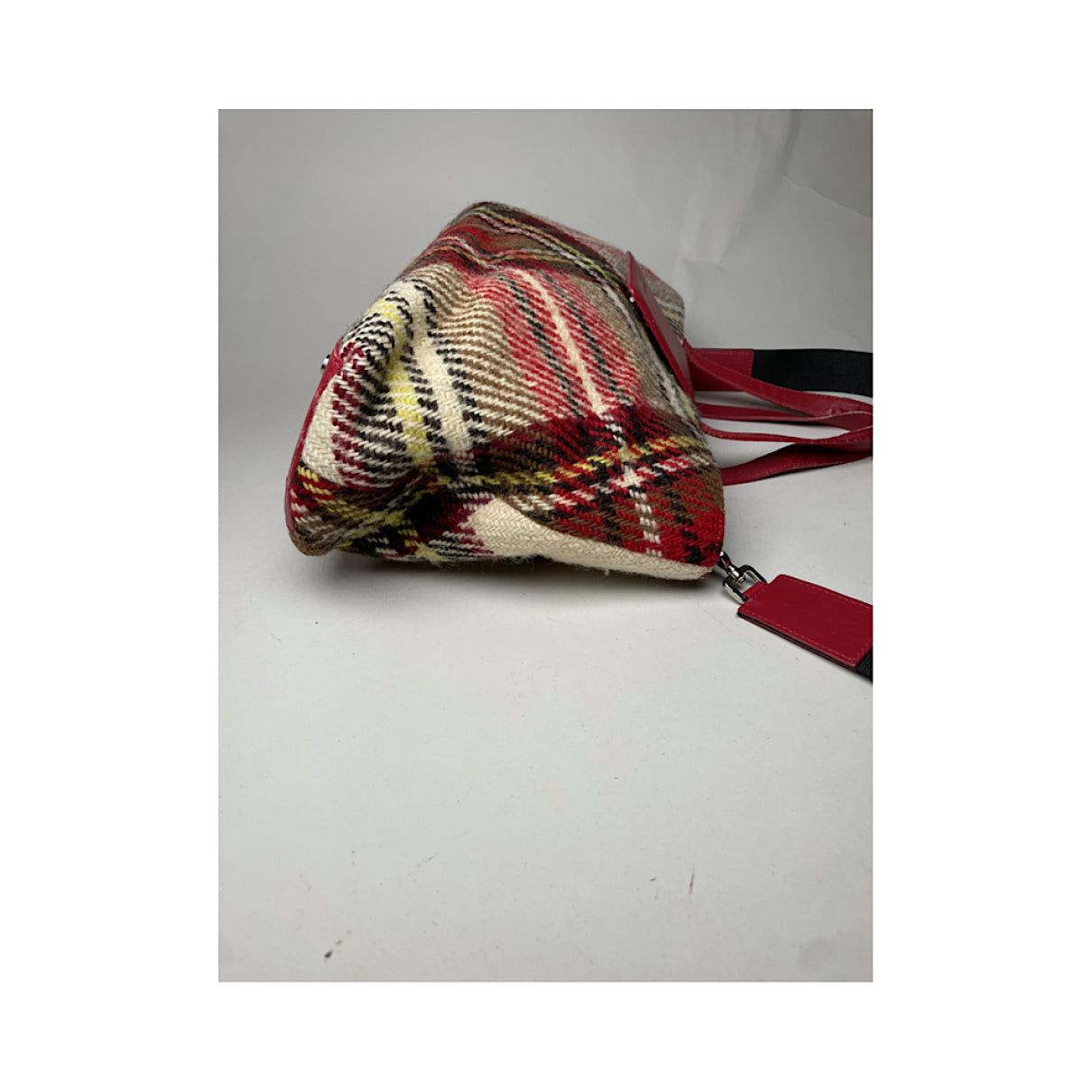 Burberry Red Wool Handbag Size ONE SIZE - 2 Thumbnail