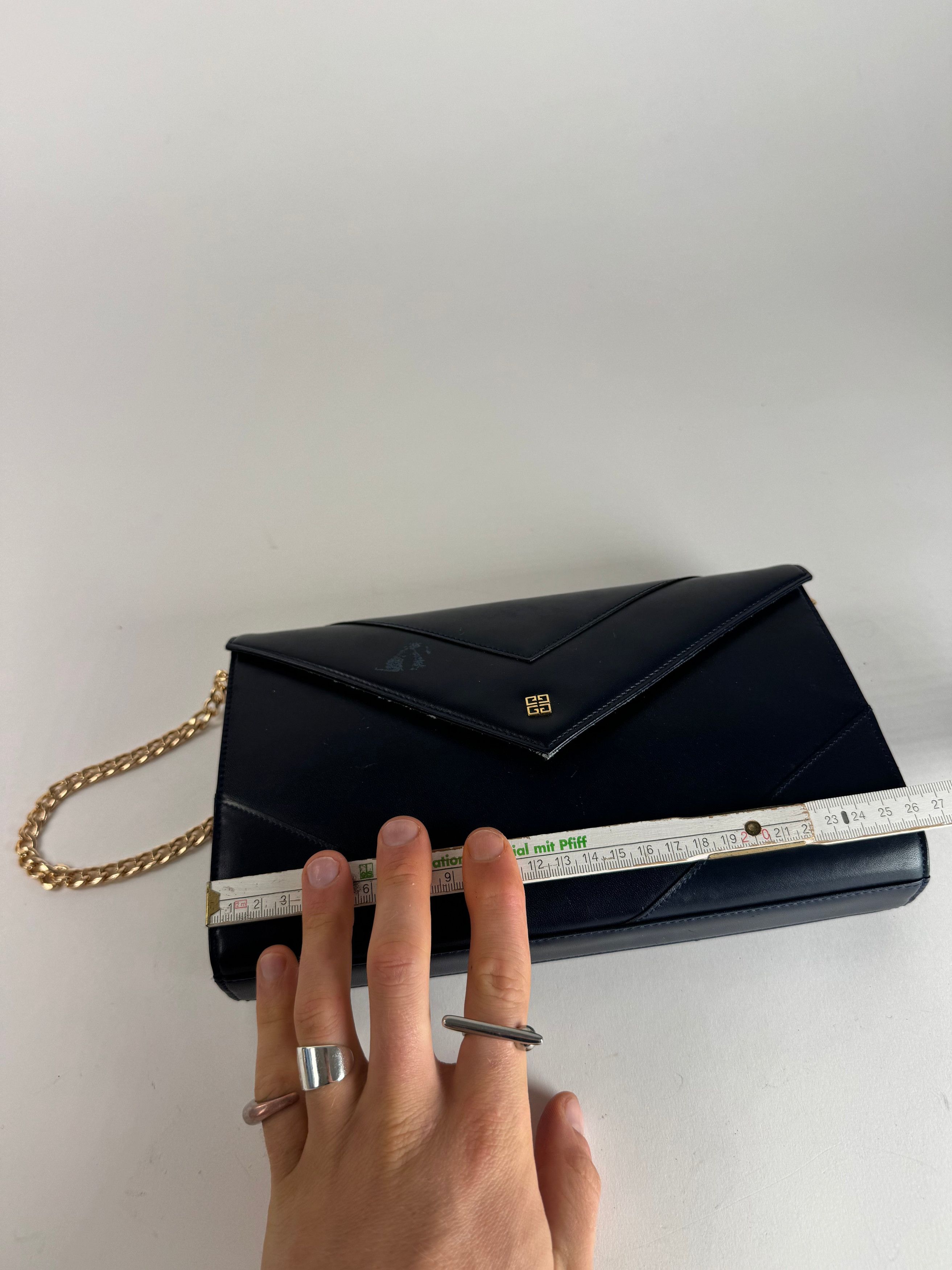 Givenchy Vintage 4G Leather Bag Navy Size ONE SIZE - 12 Thumbnail