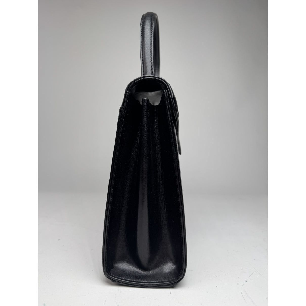 4G Black Leather Handbag
