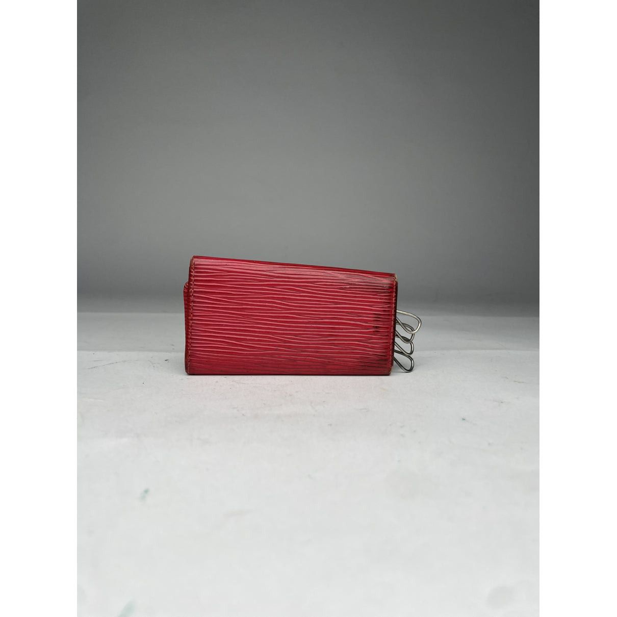 Louis Vuitton Lockme Red Leather Purse Size ONE SIZE - 2 Thumbnail