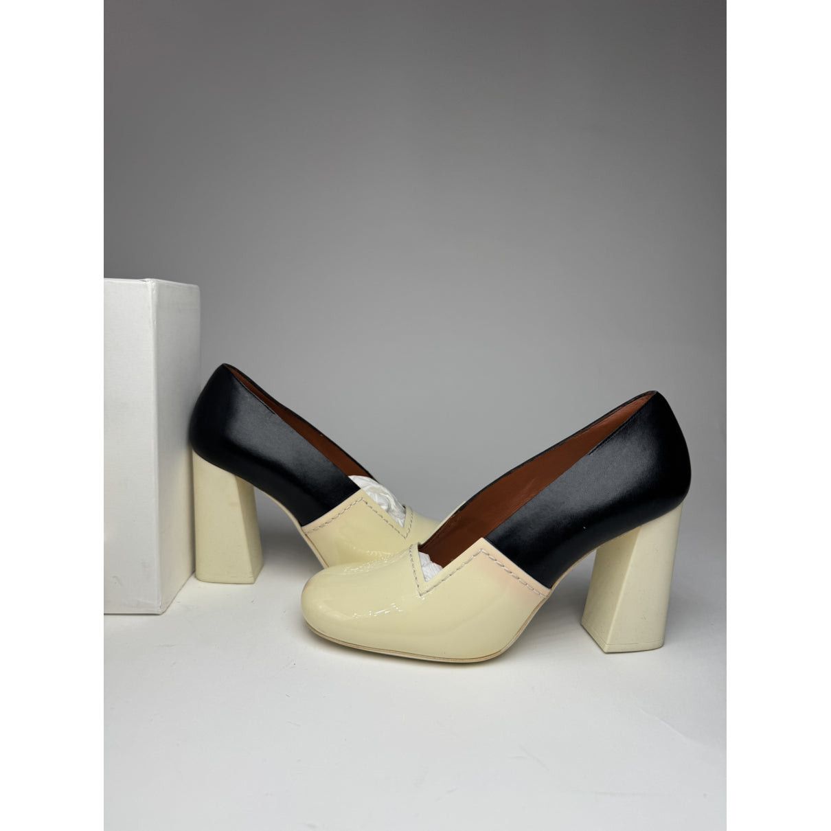 Celine Triangle Heel Black Leather Heel Size US 6.5 / IT 36.5 - 2 Thumbnail