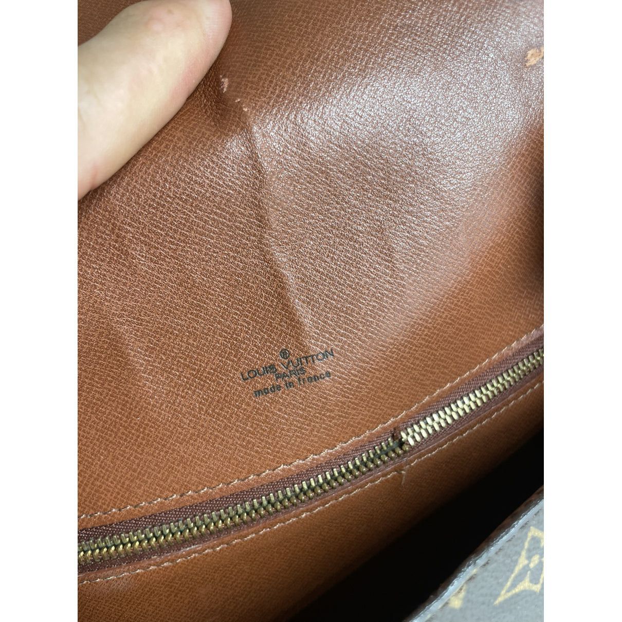 Louis Vuitton Chantilly Brown Leather Handbag Size ONE SIZE - 2 Thumbnail