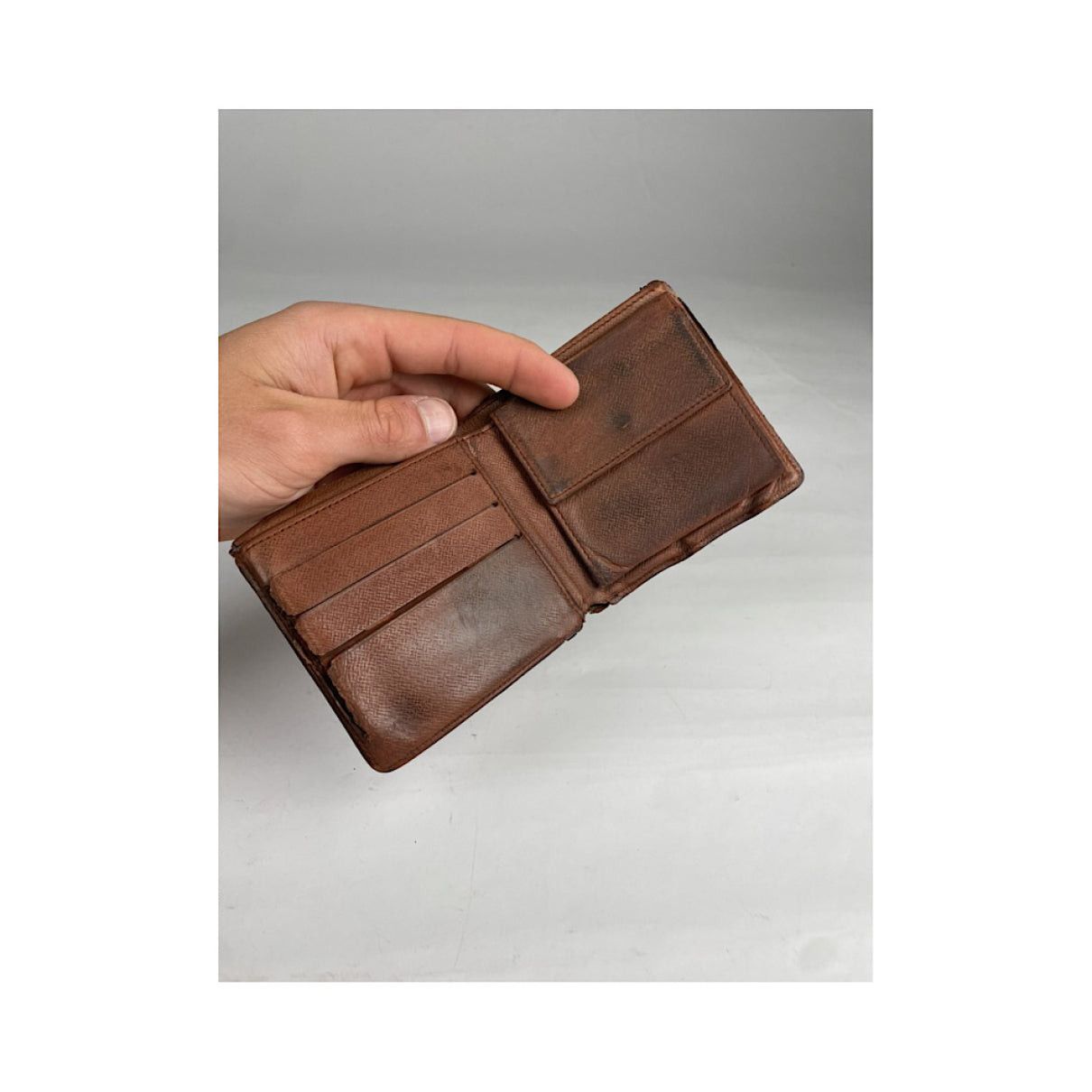 Louis Vuitton Brown Leather Purse Size ONE SIZE - 5 Thumbnail