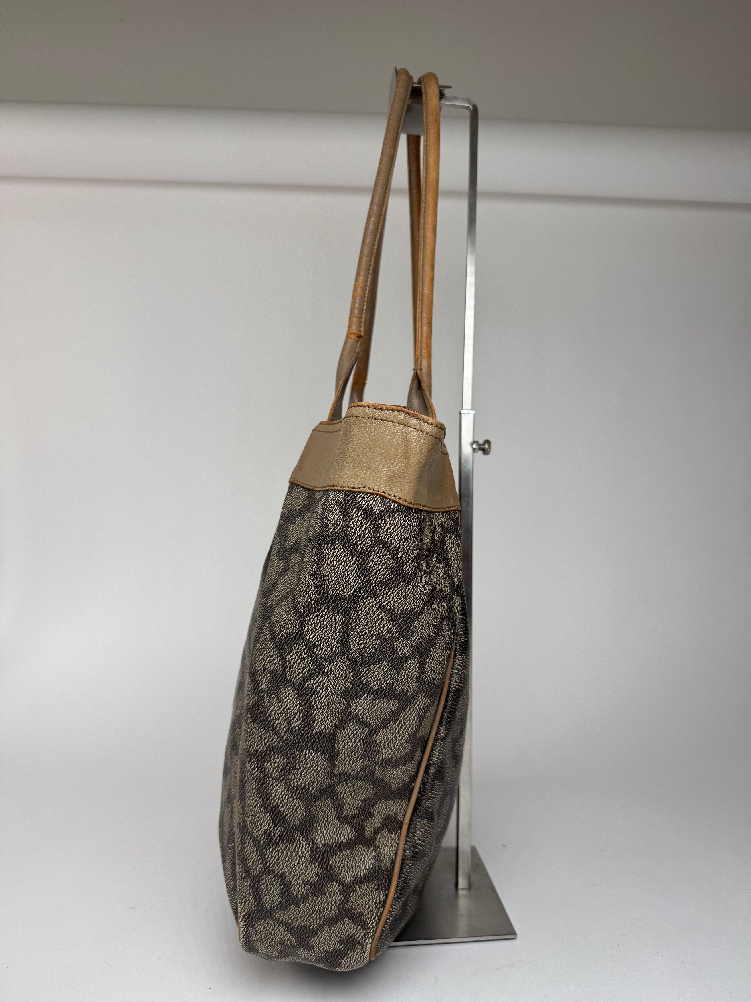 Other Vintage Yves Saint Laurent Monogram Leather Shopper grey/bla Size ONE SIZE - 8 Thumbnail