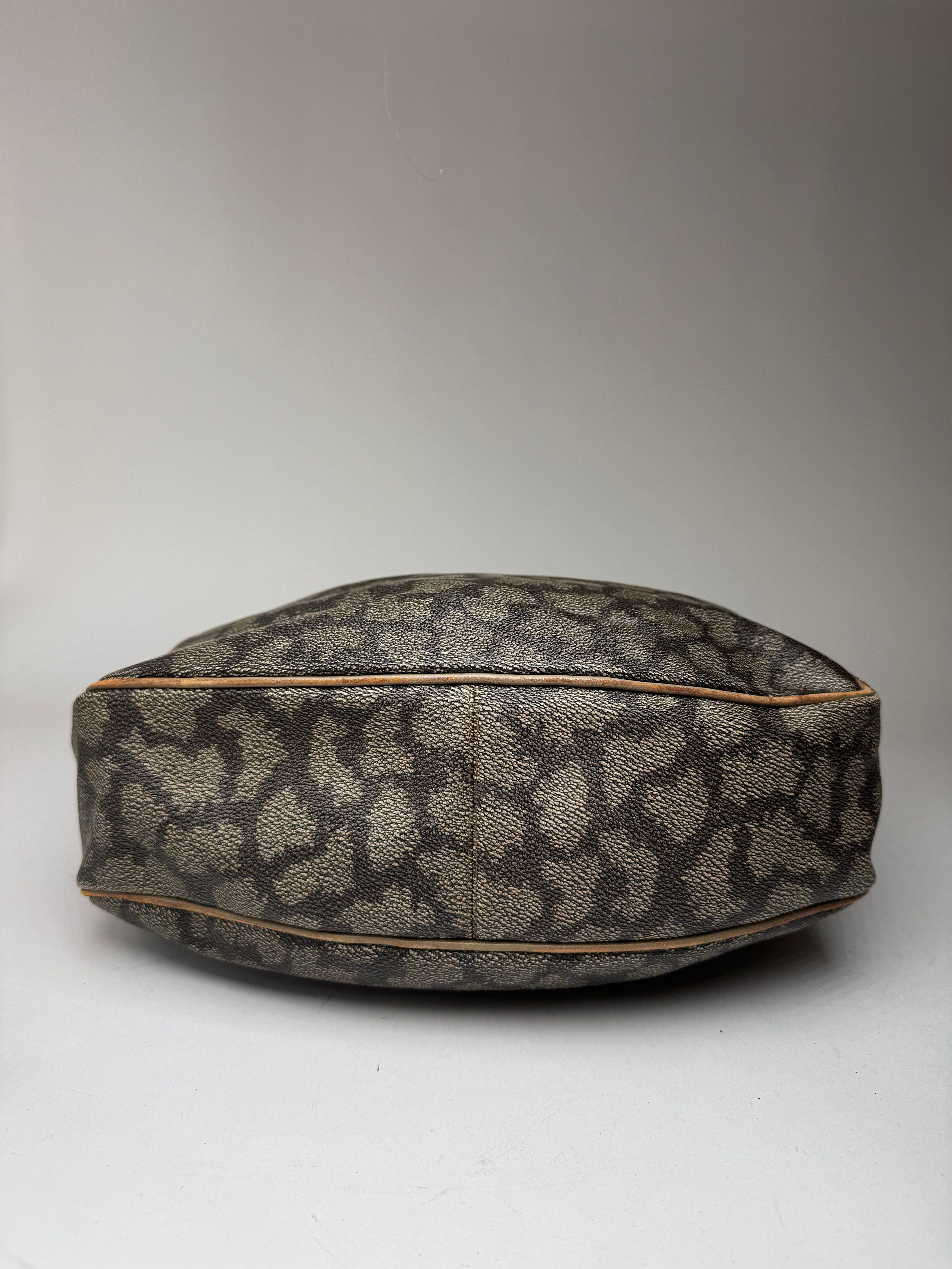 Other Vintage Yves Saint Laurent Monogram Leather Shopper grey/bla Size ONE SIZE - 6 Thumbnail