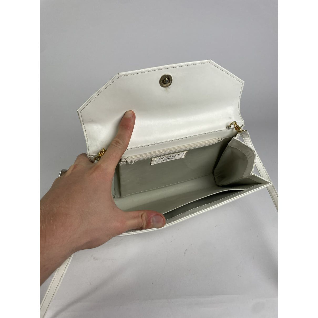 Givenchy Infinity White Leather Handbag Size ONE SIZE - 2 Thumbnail