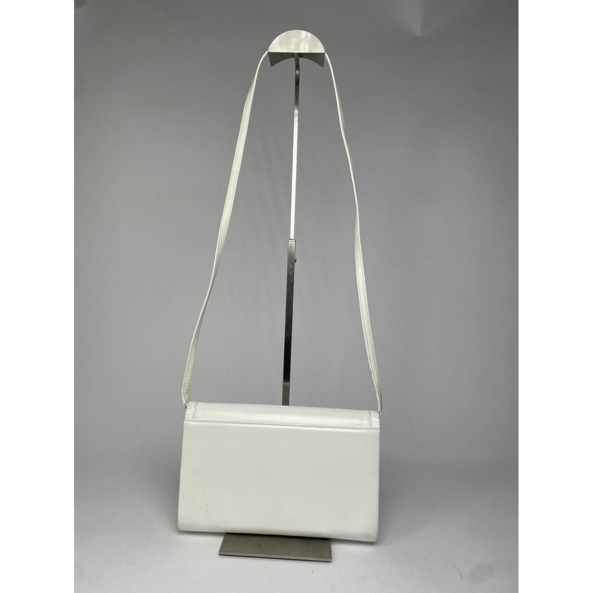 Givenchy Infinity White Leather Handbag Size ONE SIZE - 4 Thumbnail
