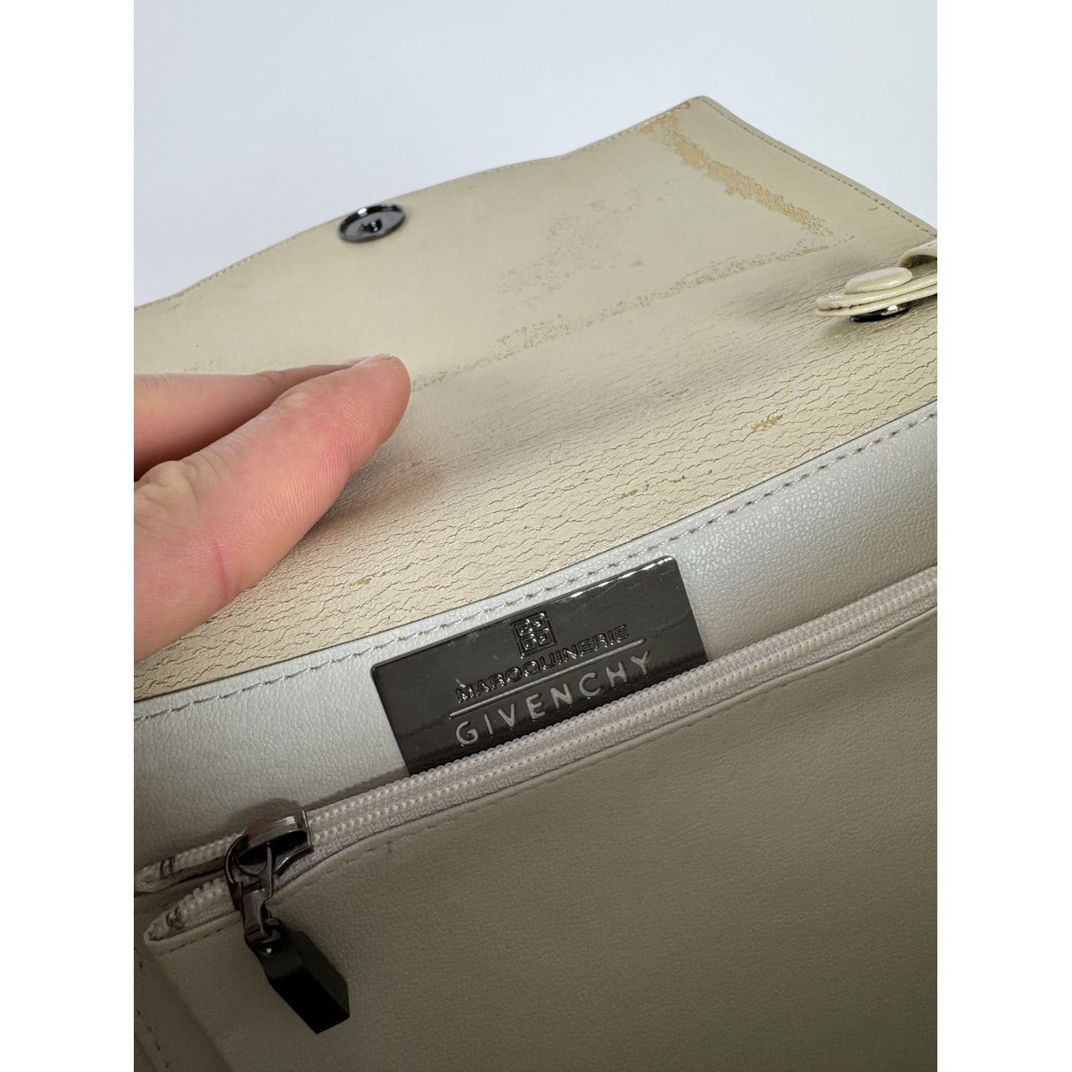 Givenchy Whip Beige Leather Handbag Size ONE SIZE - 4 Thumbnail