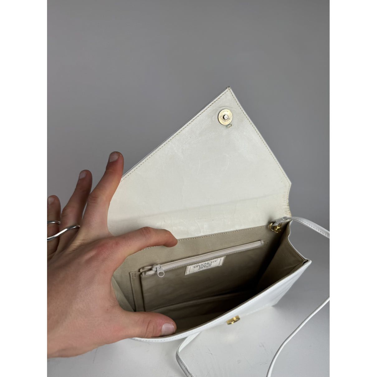 Givenchy 4G White Leather Handbag Size ONE SIZE - 3 Thumbnail