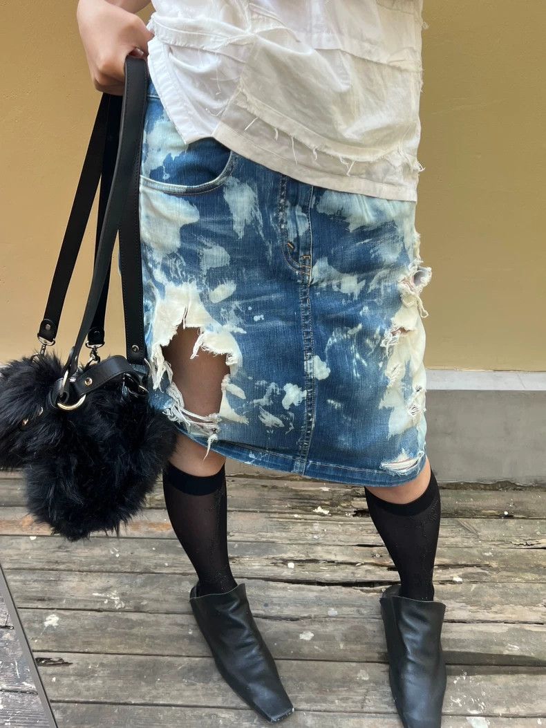 Junya Watanabe Junya Watanabe Distressed Denim Skirt - dmc Size US 30 / EU 46 - 3 Thumbnail