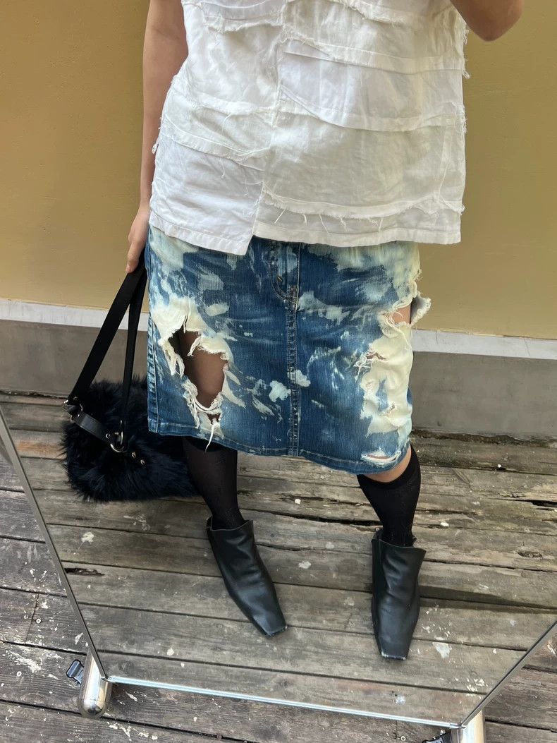 Junya Watanabe Junya Watanabe Distressed Denim Skirt - dmc Size US 30 / EU 46 - 2 Thumbnail