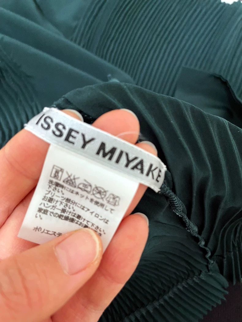 Issey Miyake Issey Miyake Pleated Button-Up Shirt - dmc Size US M / EU 48-50 / 2 - 2 Thumbnail
