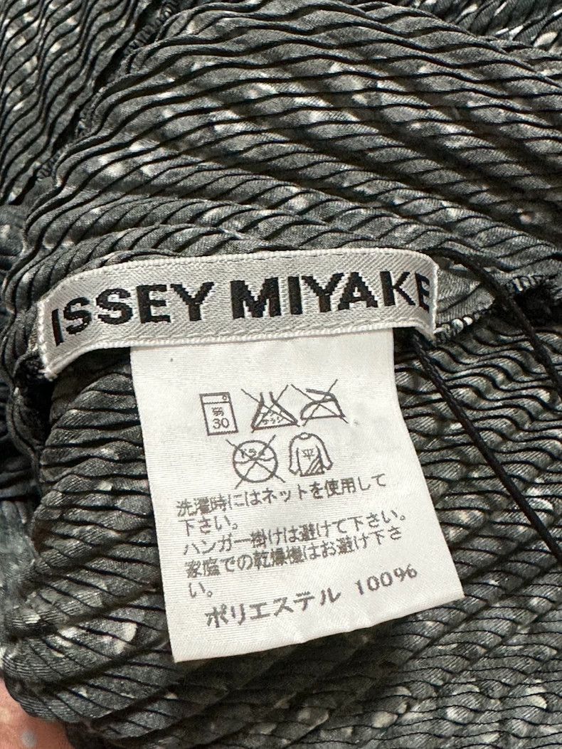 Issey Miyake Issey Miyake Mainline Pleated Dress - dmc Size US 30 / EU 46 - 2 Thumbnail