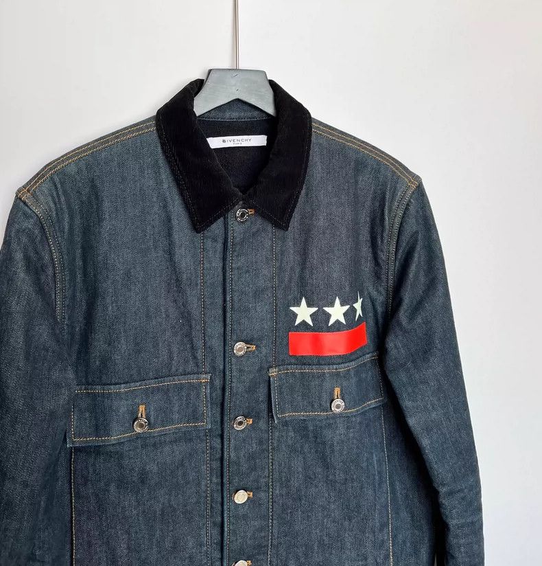 Givenchy Givenchy Thick Denim Jacket with Star Print - dmc Size US L / EU 52-54 / 3 - 3 Thumbnail