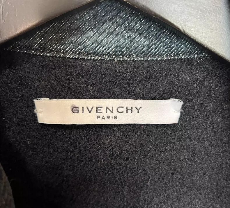 Givenchy Givenchy Thick Denim Jacket with Star Print - dmc Size US L / EU 52-54 / 3 - 5 Thumbnail