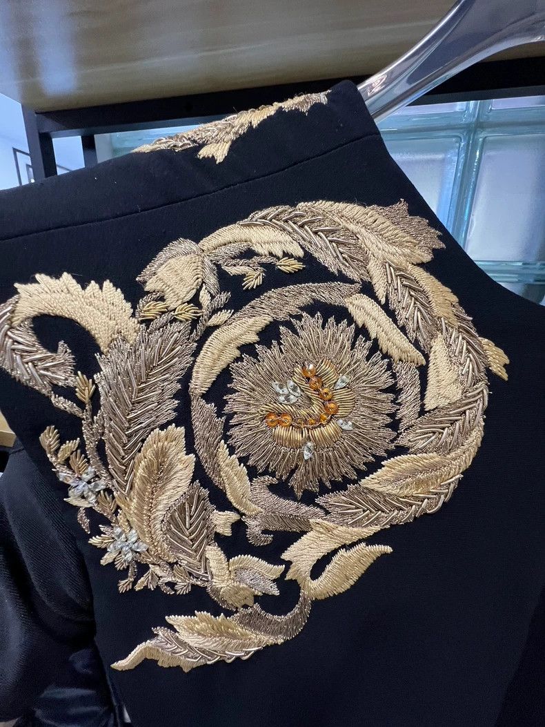 Versace Versace Black Sleeveless Embroidered Dress - dmc Size US M / EU 48-50 / 2 - 3 Thumbnail