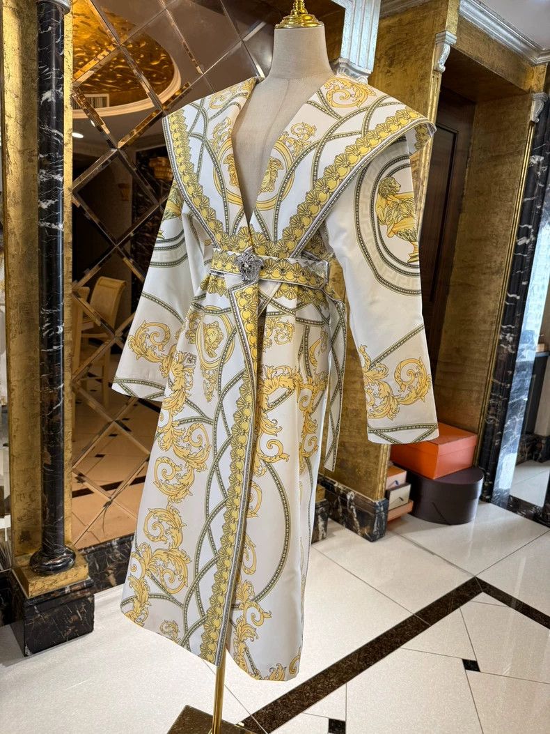 Versace Versace Baroque Medusa Silk Coat - dmc Size US M / EU 48-50 / 2 - 2 Thumbnail