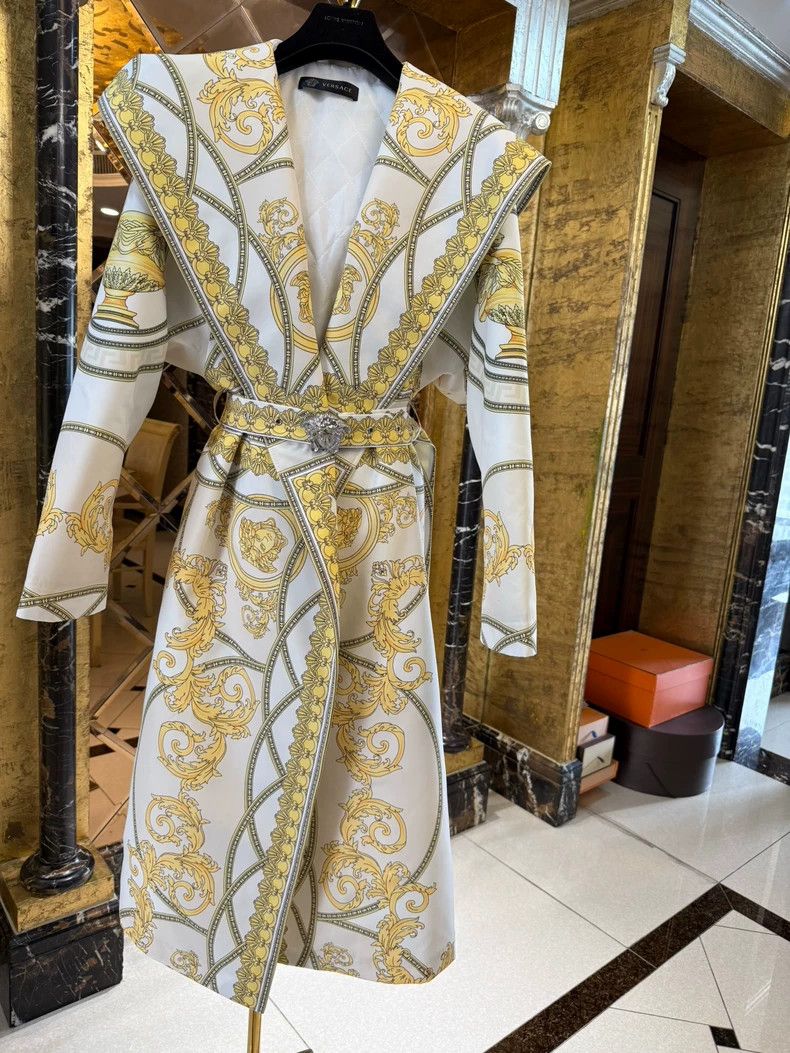 Versace Versace Baroque Medusa Silk Coat - dmc Size US M / EU 48-50 / 2 - 5 Thumbnail