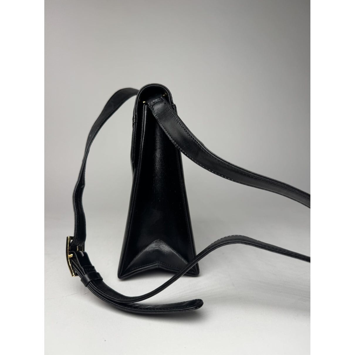 Givenchy 4G Black Leather Handbag Size ONE SIZE - 2 Thumbnail