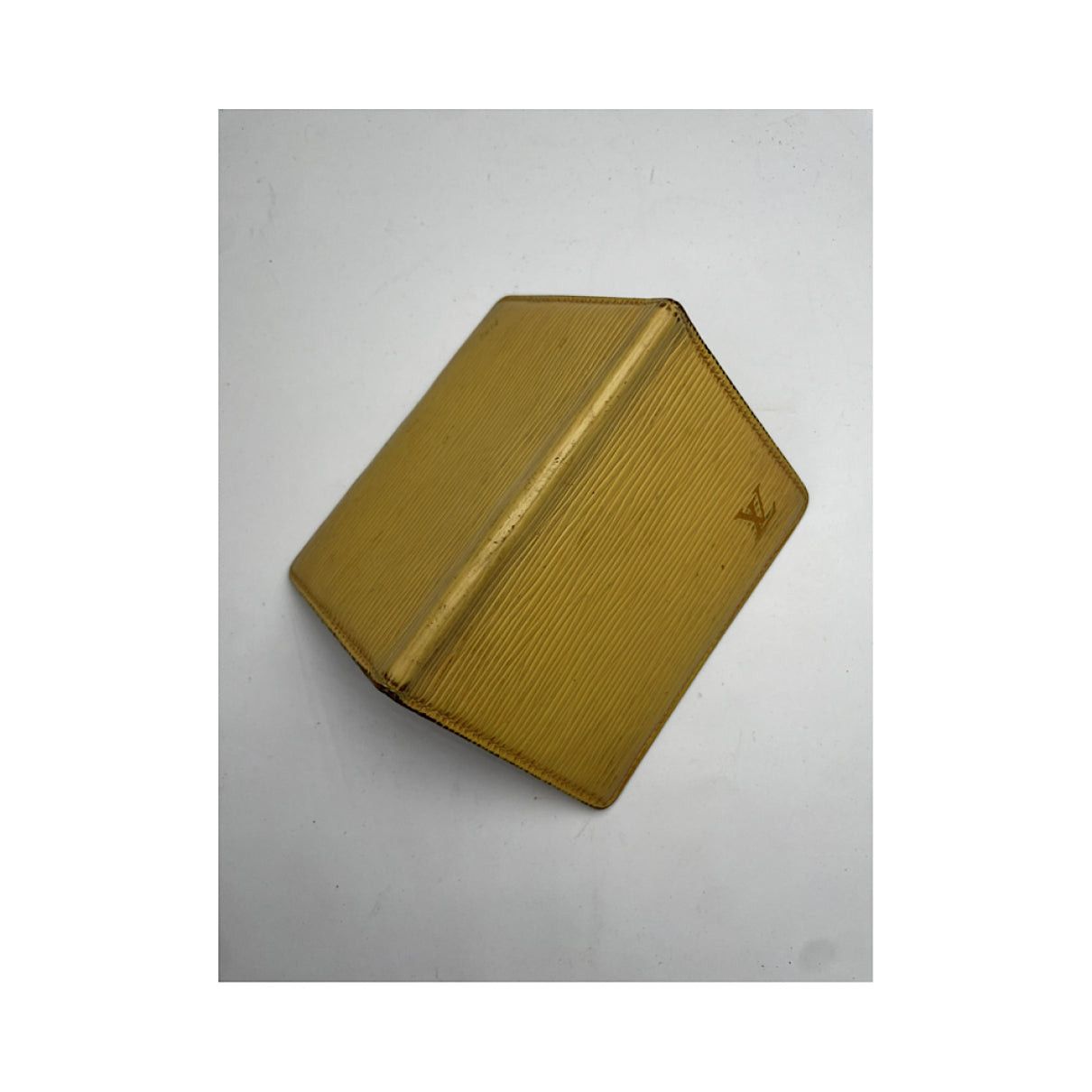 Louis Vuitton Yellow Leather Purse Size ONE SIZE - 3 Thumbnail