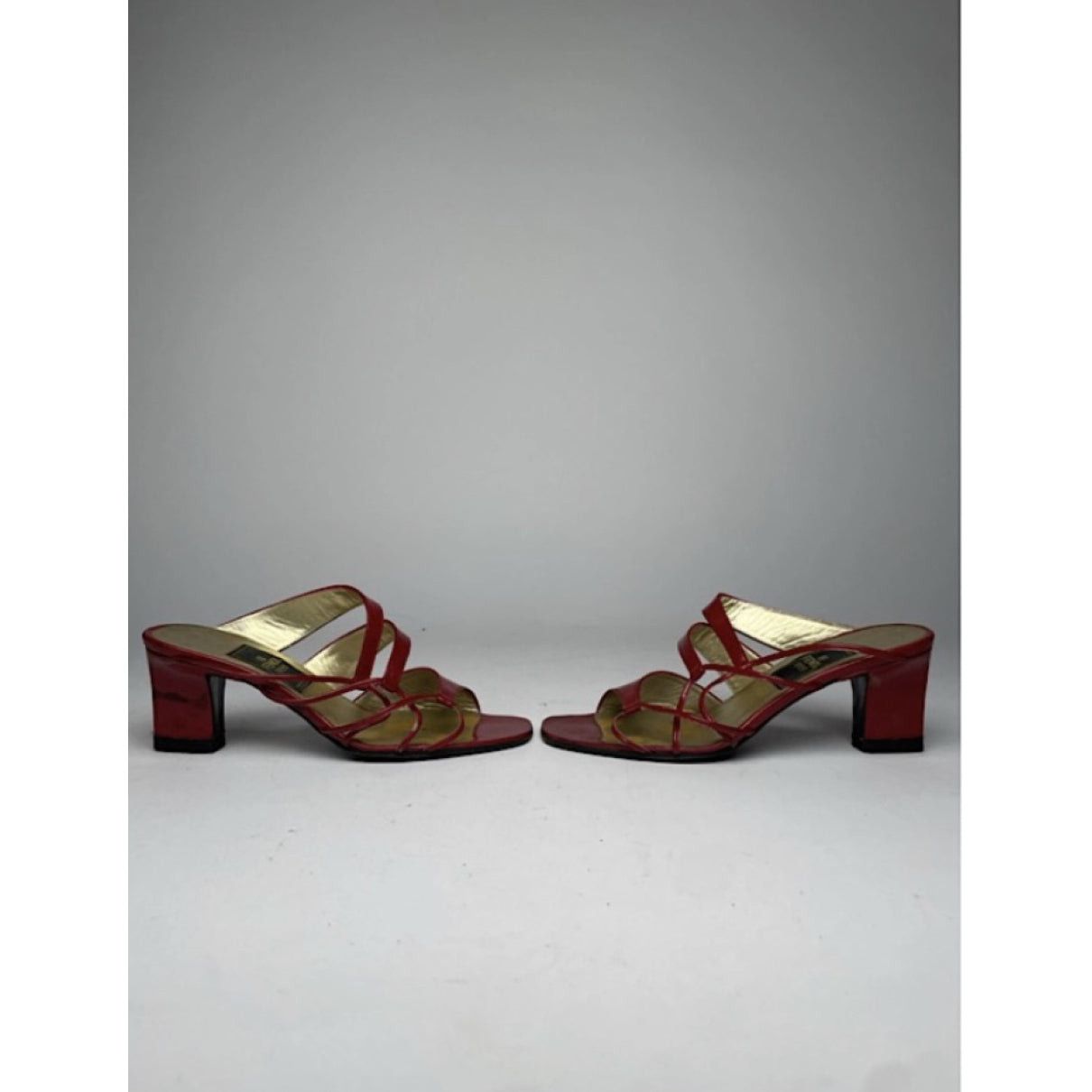 Fendi FFreedom Red Patent Leather Heel Size US 4.5 / IT 34.5 - 4 Thumbnail