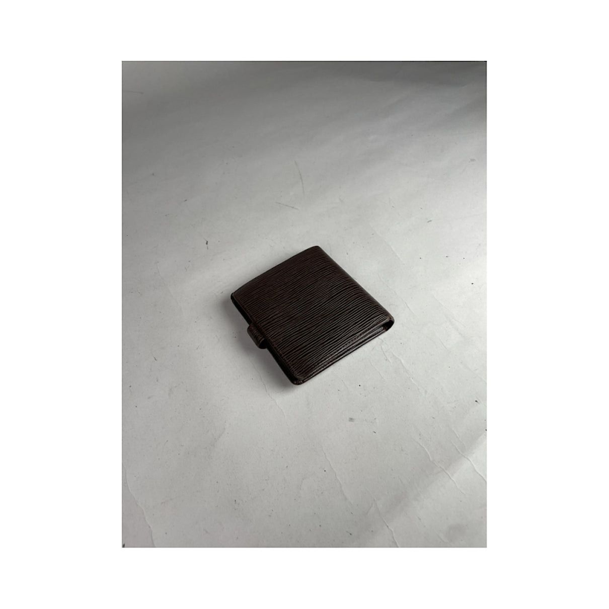 Louis Vuitton Brown Leather Purse Size ONE SIZE - 4 Thumbnail