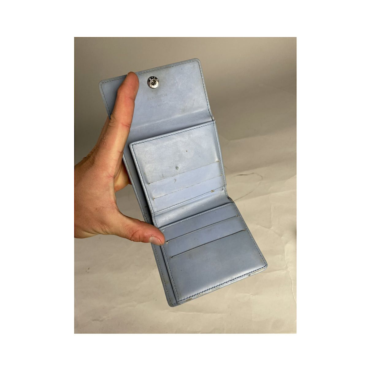 Louis Vuitton Pont 9 Ecru Leather Wallet Size ONE SIZE - 5 Thumbnail