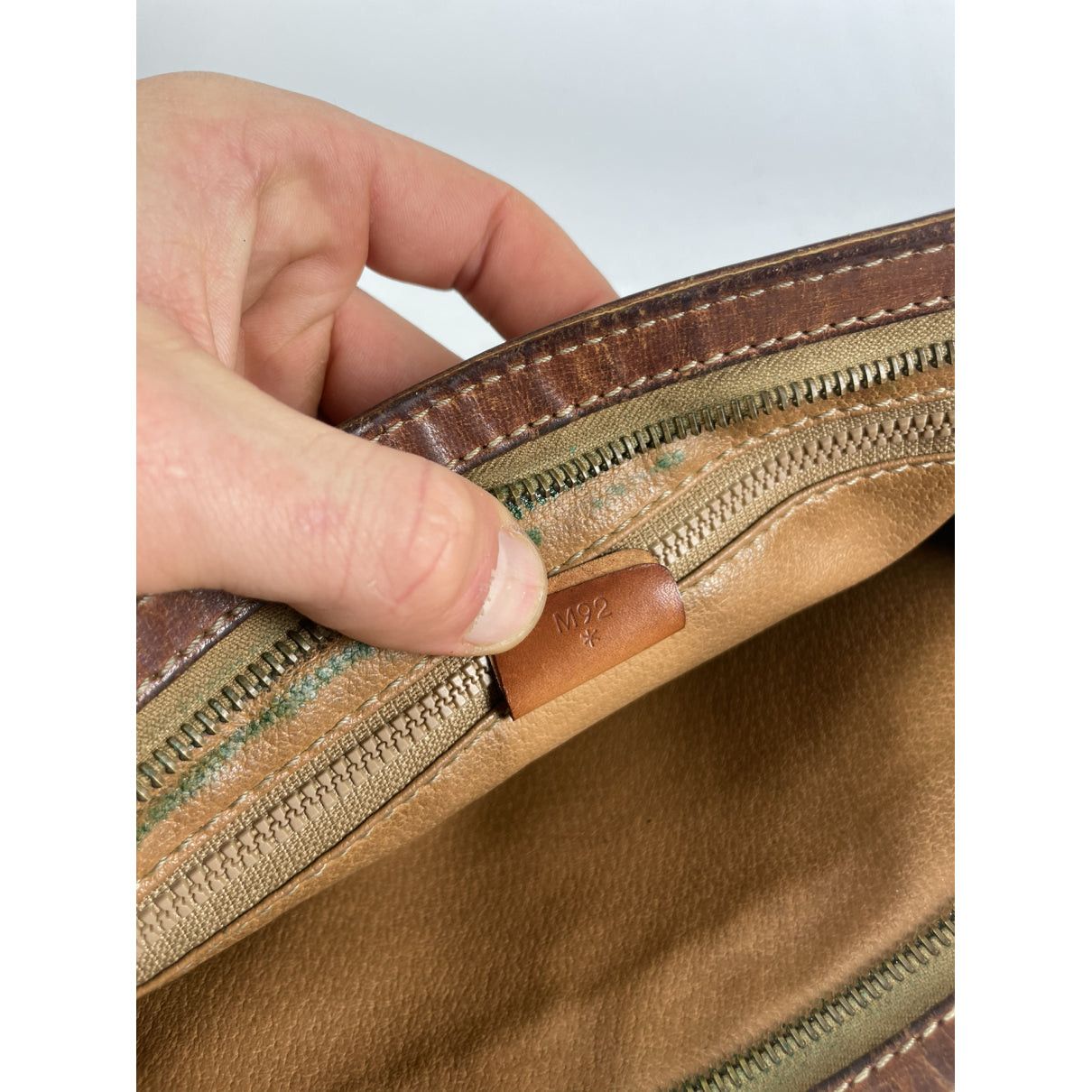 Celine Triomphe Vintage Brown Leather Clutch Bag Size ONE SIZE - 3 Thumbnail