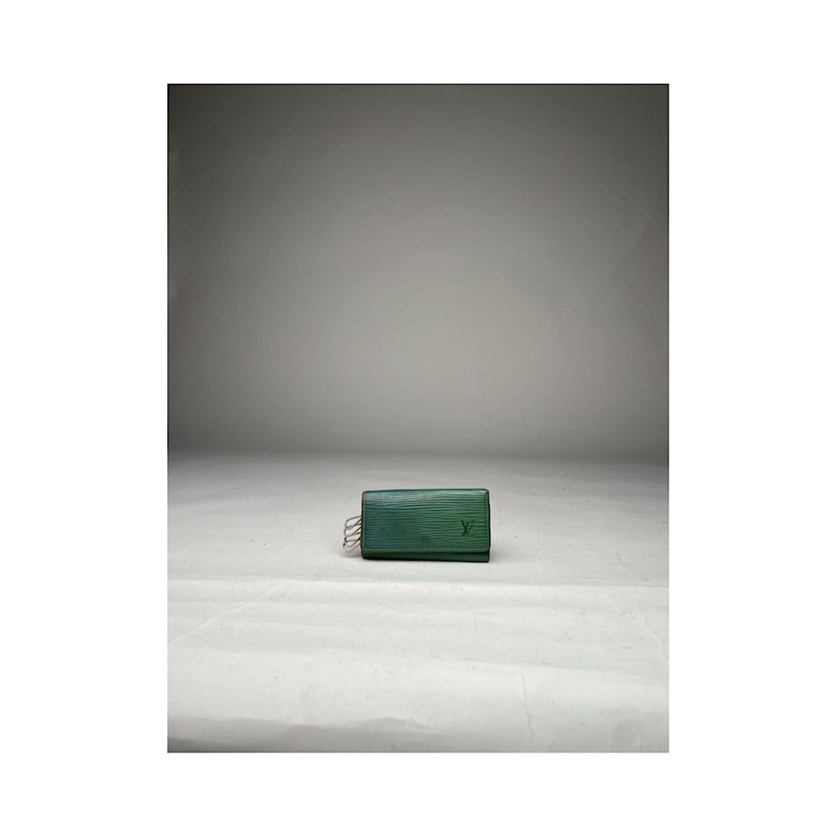 Louis Vuitton Lockme Green Leather Purse Size ONE SIZE - 2 Thumbnail