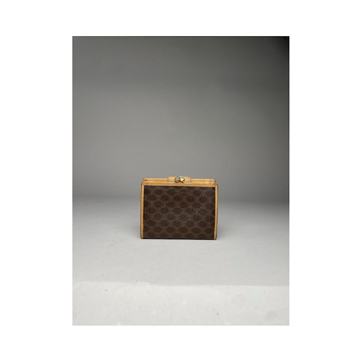 Celine Triomphe Vintage Brown Leather Wallet Size ONE SIZE - 2 Thumbnail