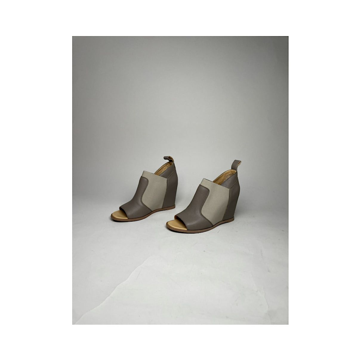 Other Maison Martin Margiela Grey Leather Heel Size US 7 / IT 37 - 3 Thumbnail