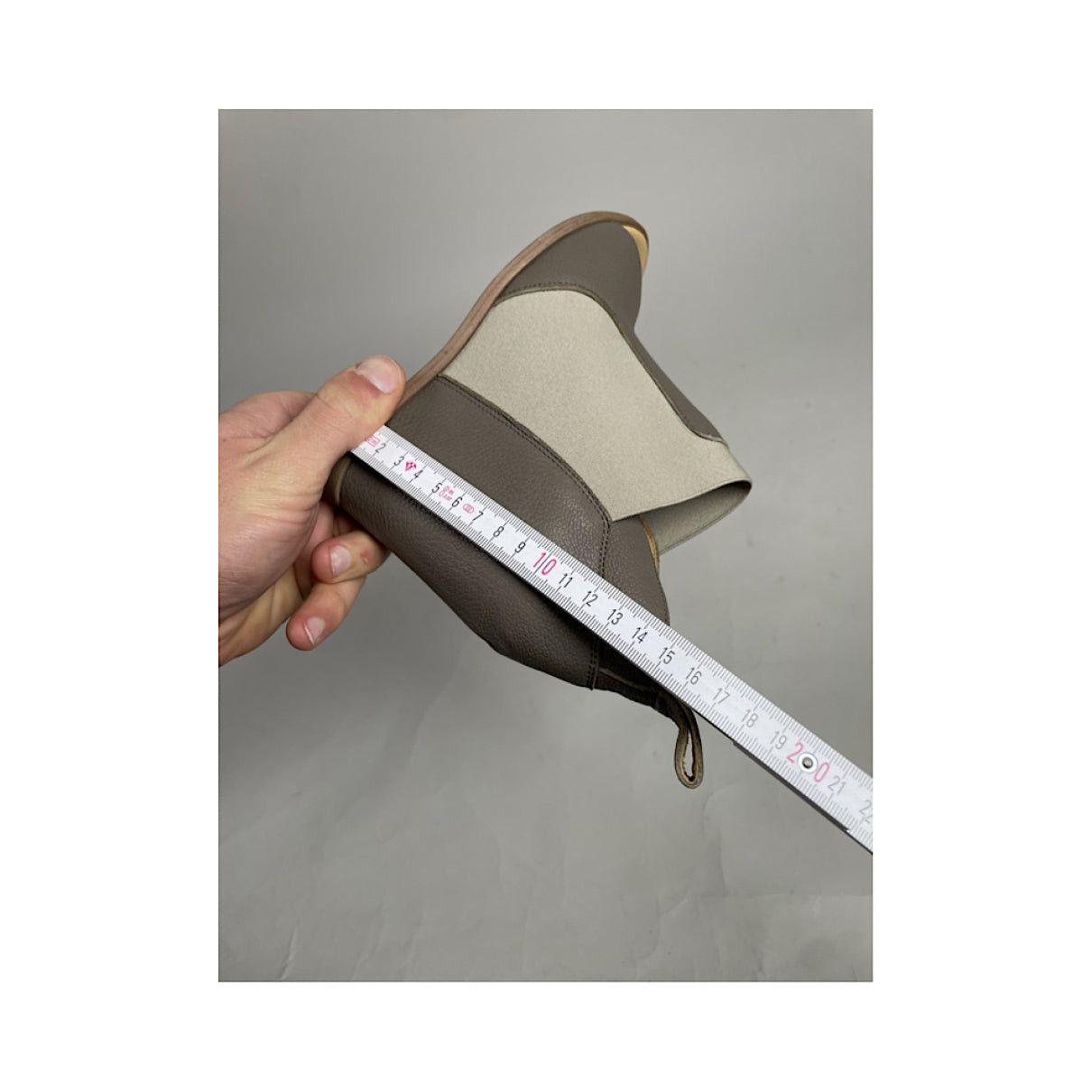 Other Maison Martin Margiela Grey Leather Heel Size US 7 / IT 37 - 2 Thumbnail