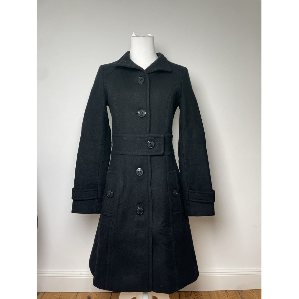Burberry Sandringham Black Wool Trench Coat Size M / US 6-8 / IT 42-44 - 2 Thumbnail