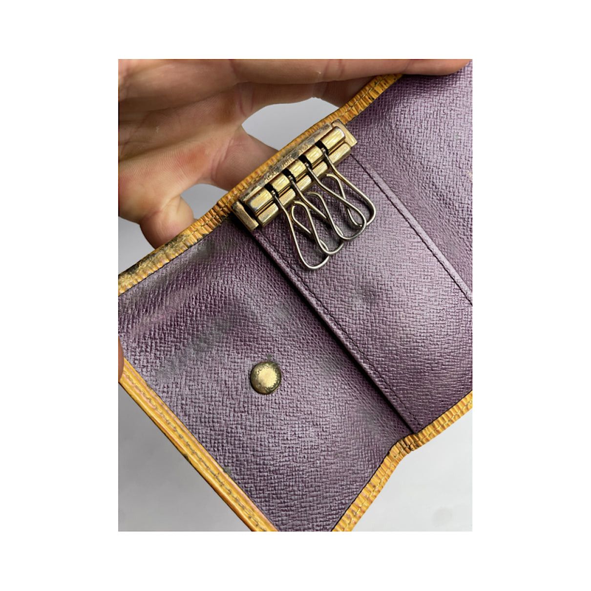 Louis Vuitton Lockme Yellow Leather Purse Size ONE SIZE - 5 Thumbnail