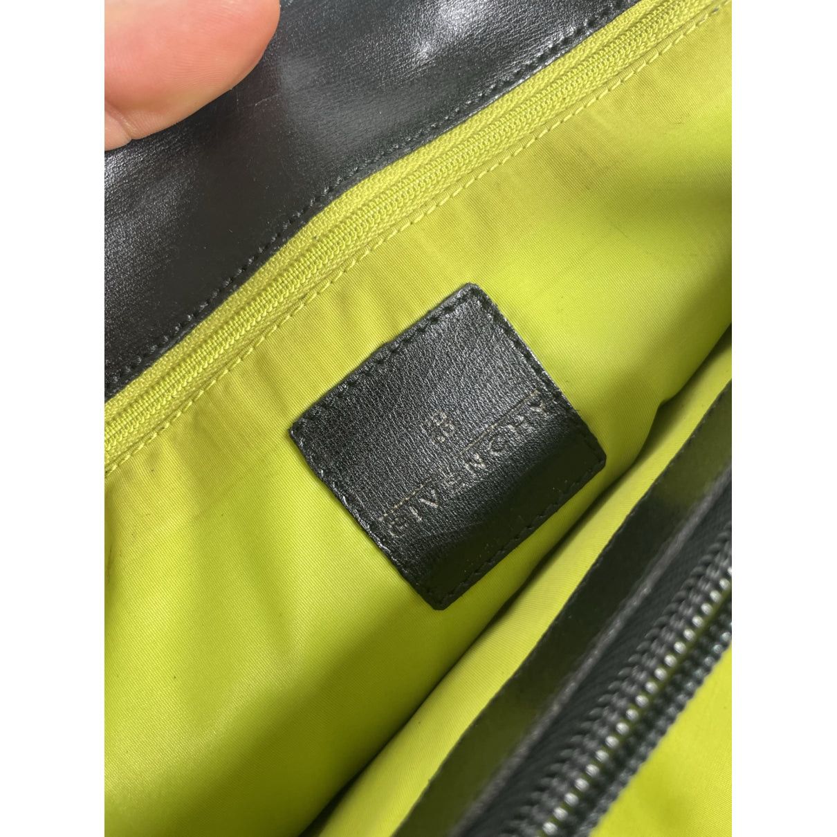 Givenchy Whip Black Leather Handbag Size ONE SIZE - 5 Thumbnail