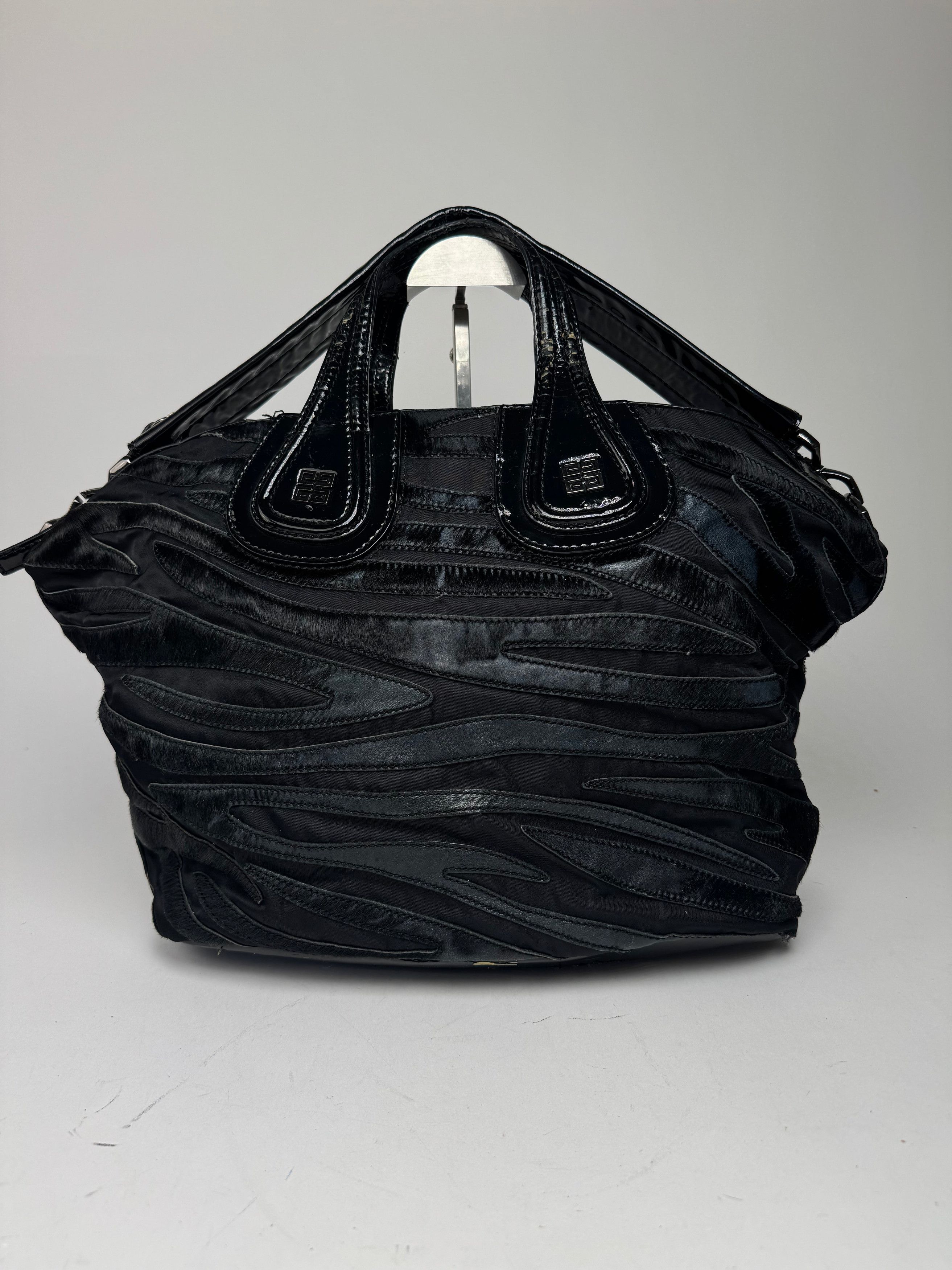 Givenchy Vintage Nightindale Patent Leather Fur Bag Black Size ONE SIZE - 5 Thumbnail