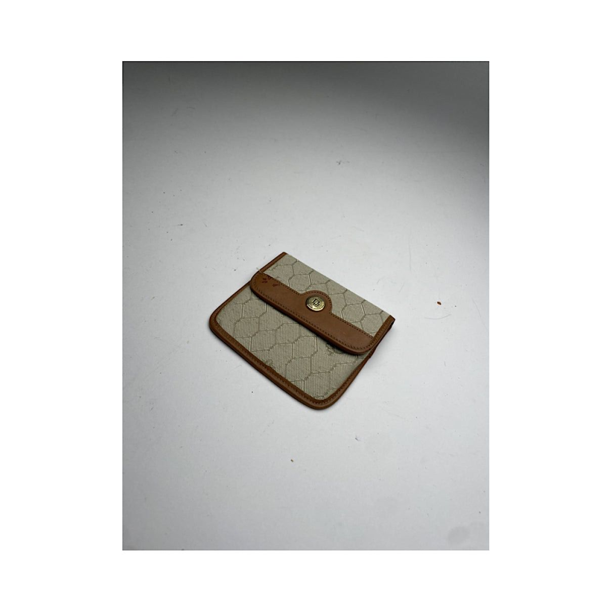 Dior 30 Montaigne Beige Leather Purse Size ONE SIZE - 4 Thumbnail