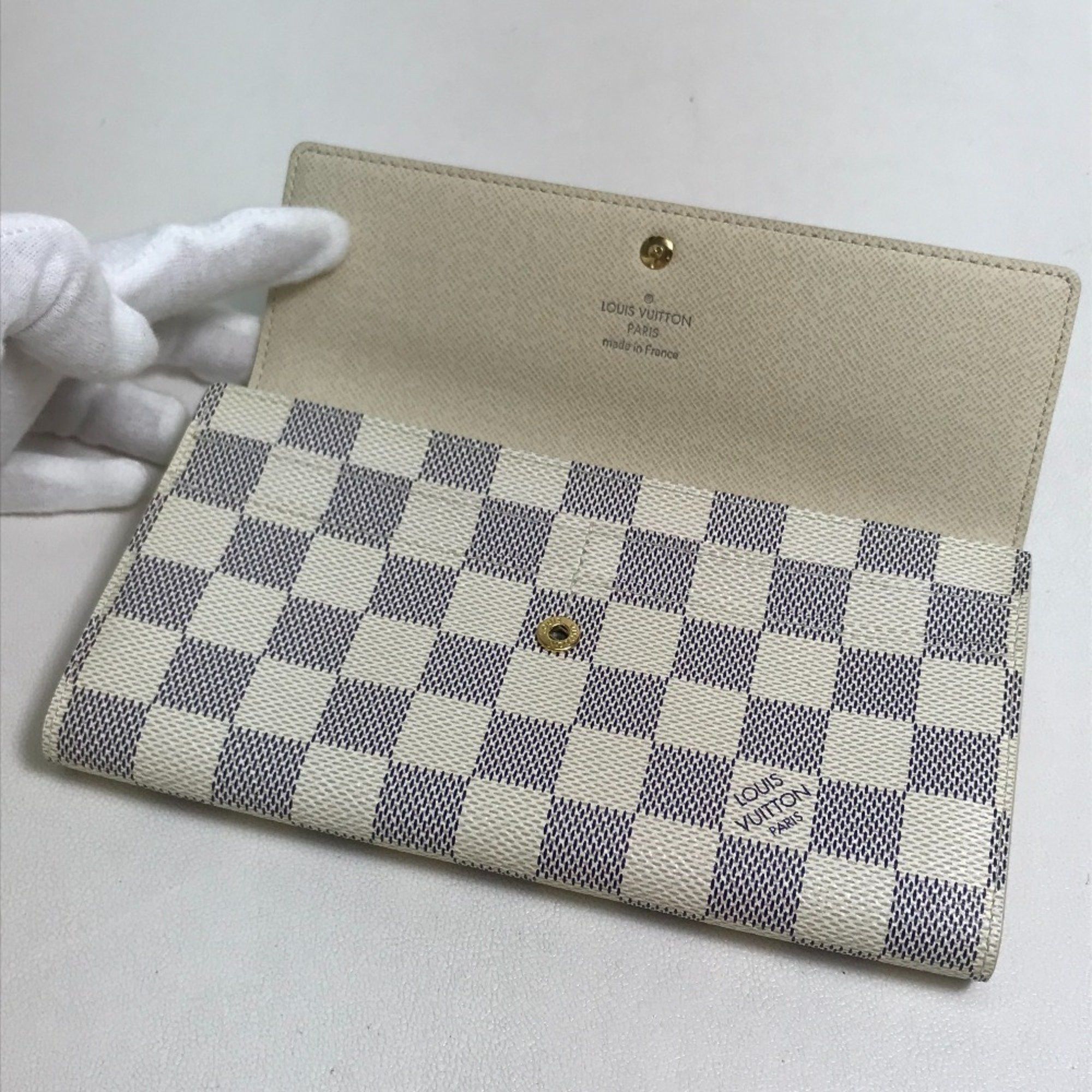 Louis Vuitton LOUIS VUITTON N61735 Damier Azur Portefeuille Sarah Long Wallet in Canvas, Women's, White Size ONE SIZE - 7 Thumbnail