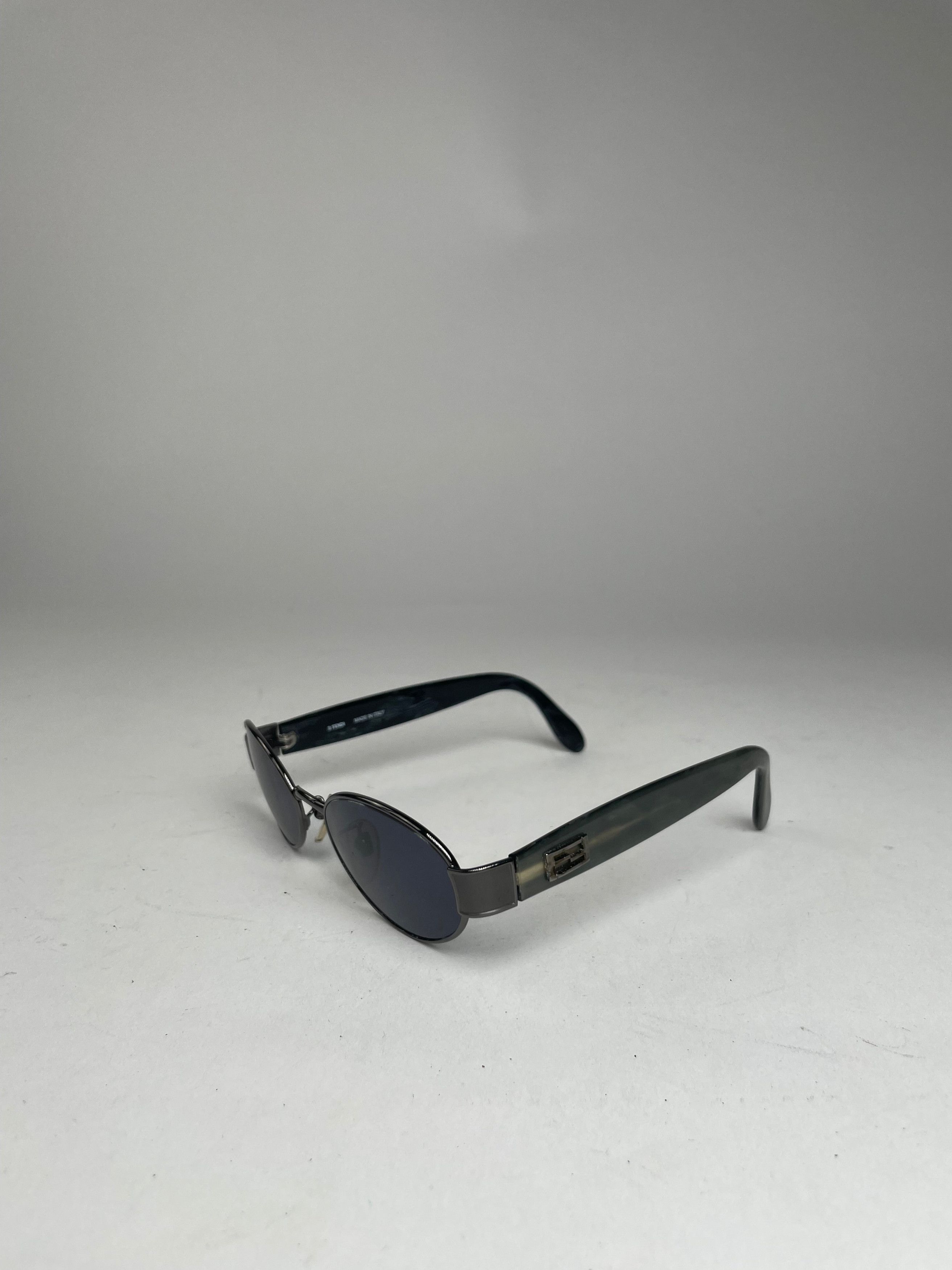 Fendi Vintage Roma Sunglasses Black / Green Size ONE SIZE - 5 Thumbnail