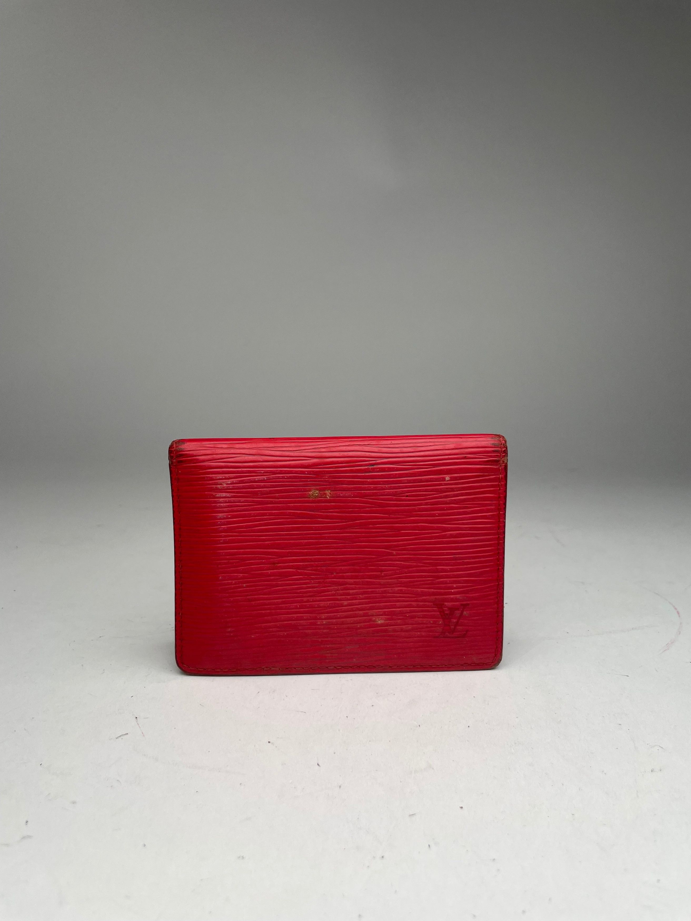 Louis Vuitton Vintage EPI leather Card Holder Red Size ONE SIZE - 6 Thumbnail