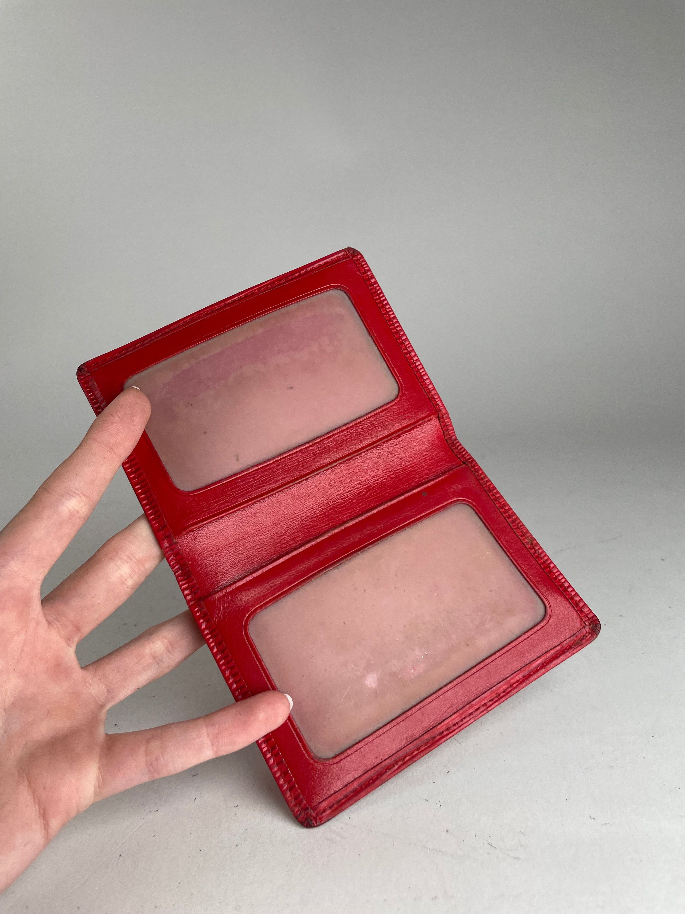 Louis Vuitton Vintage EPI leather Card Holder Red Size ONE SIZE - 3 Thumbnail