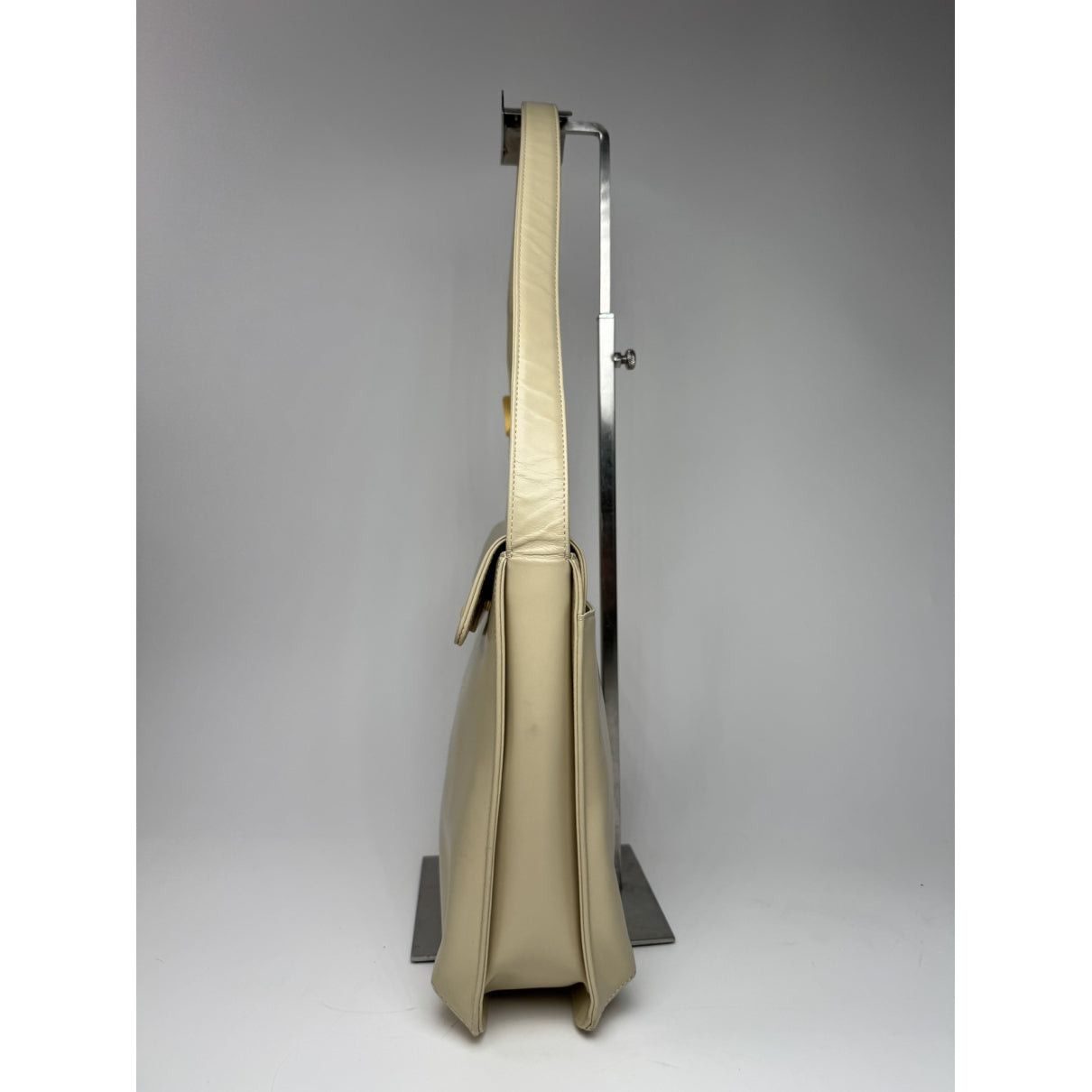 Givenchy Whip Beige Leather Handbag Size ONE SIZE - 3 Thumbnail