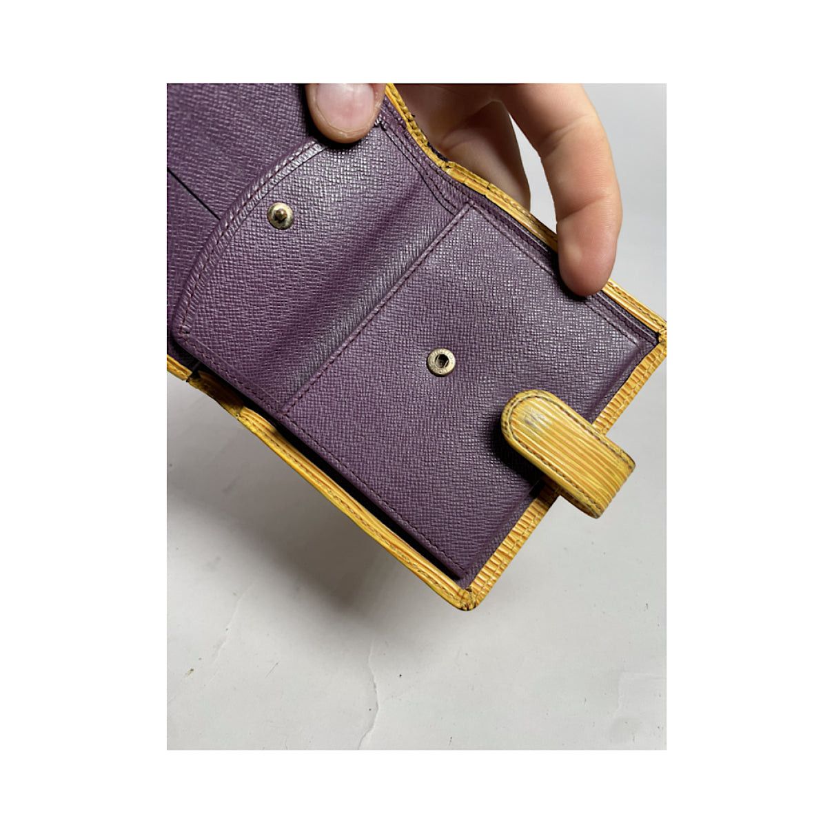 Louis Vuitton Yellow Leather Purse Size ONE SIZE - 5 Thumbnail