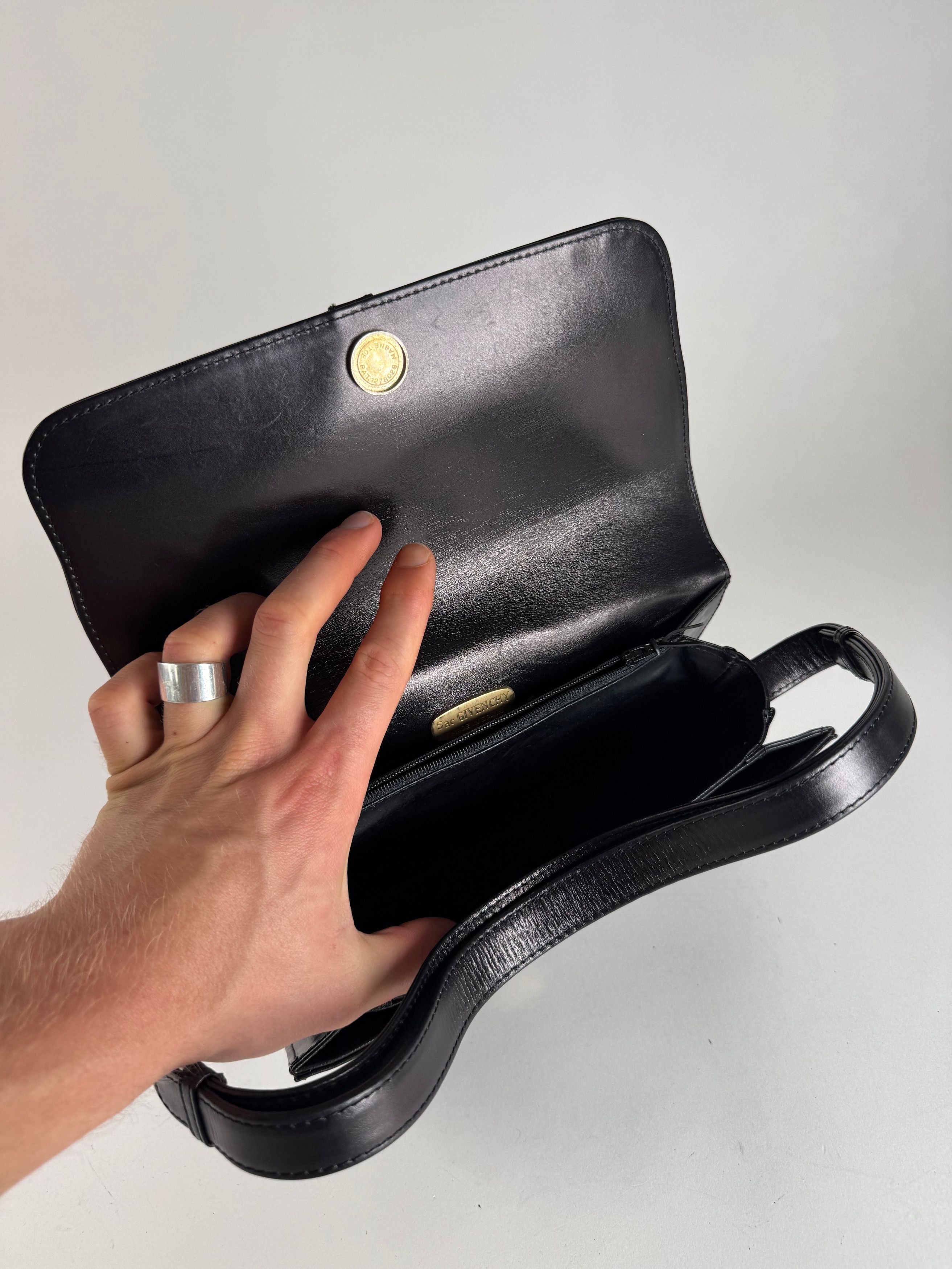 Givenchy Vintage 2Way 4G Leather Bag black Size ONE SIZE - 15 Thumbnail