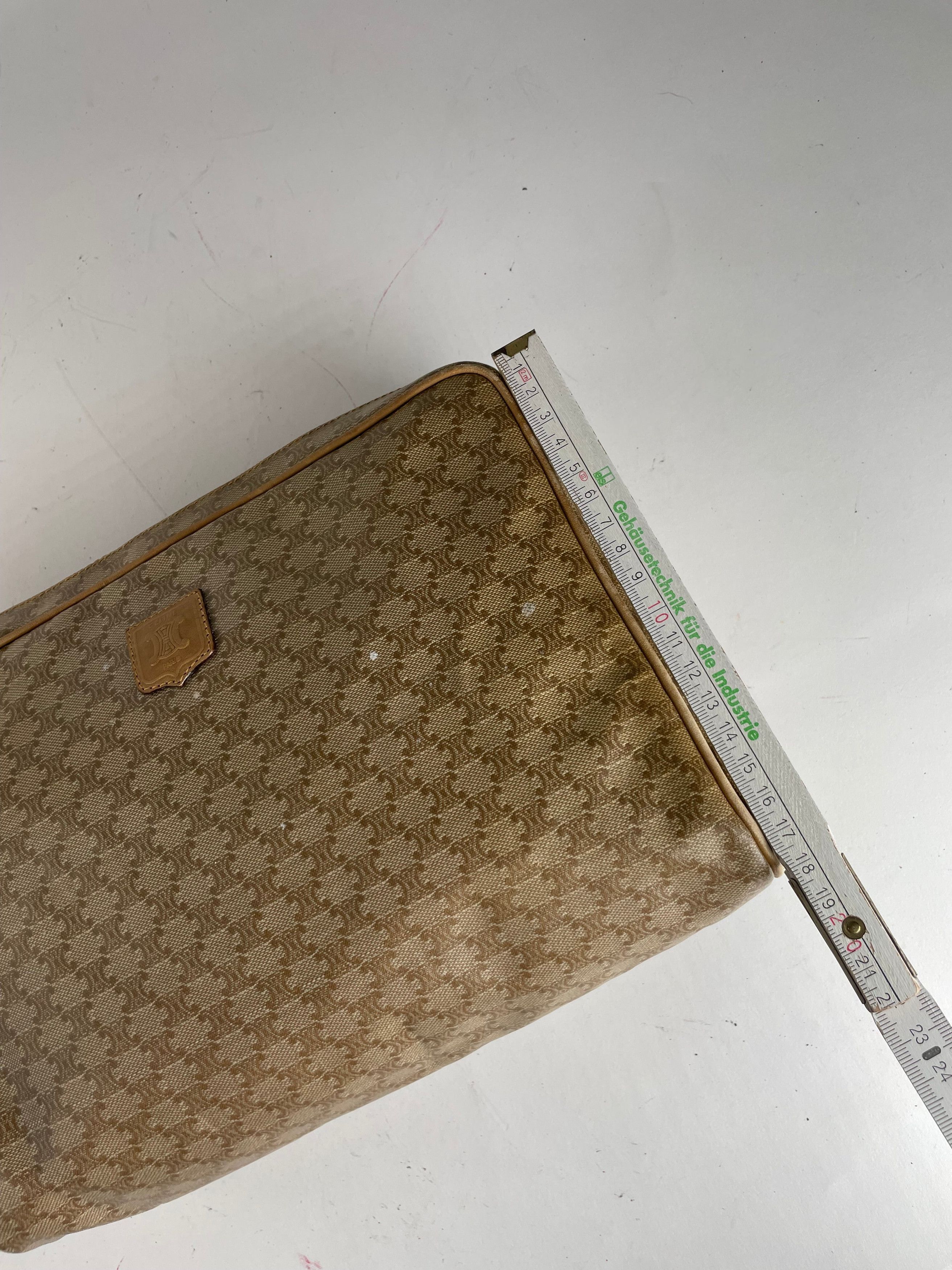 Celine Vintage Triomphe Leather Monogram Clutch Size ONE SIZE - 10 Thumbnail