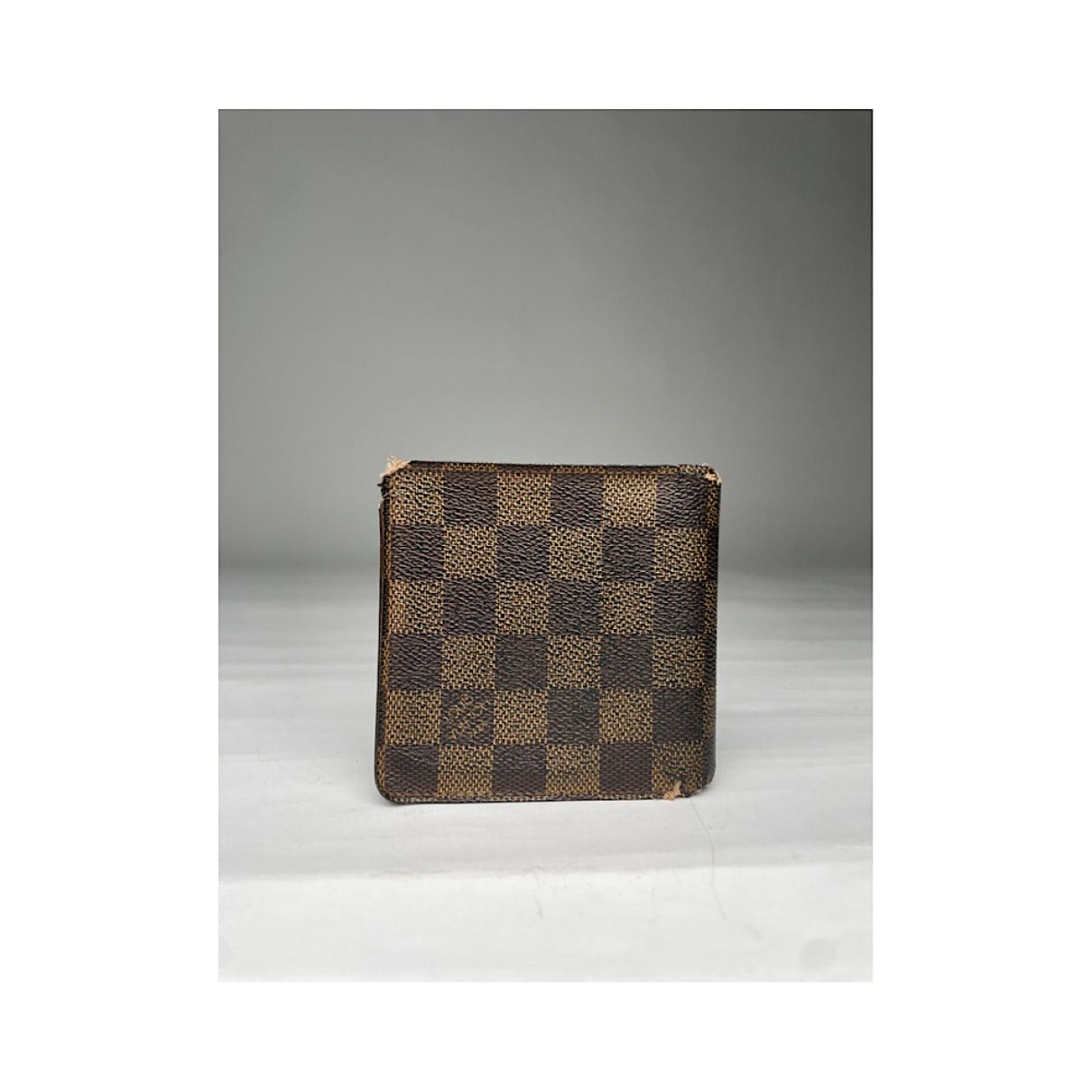 Louis Vuitton Brown Leather Purse Size ONE SIZE - 3 Thumbnail