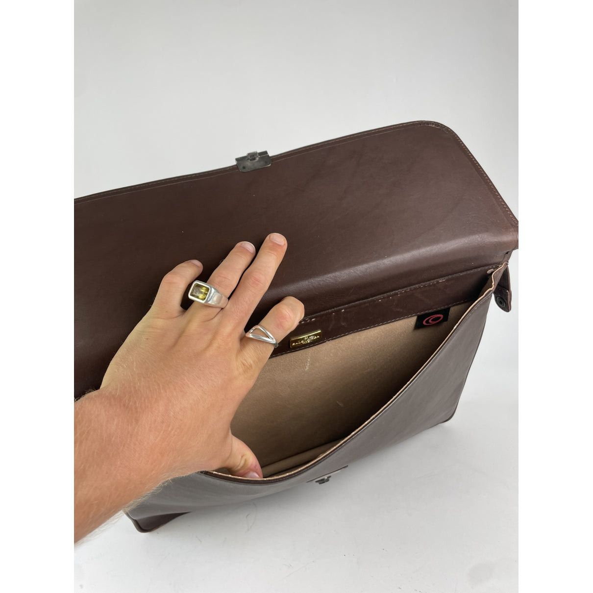 Neo Classic Brown Leather Bag