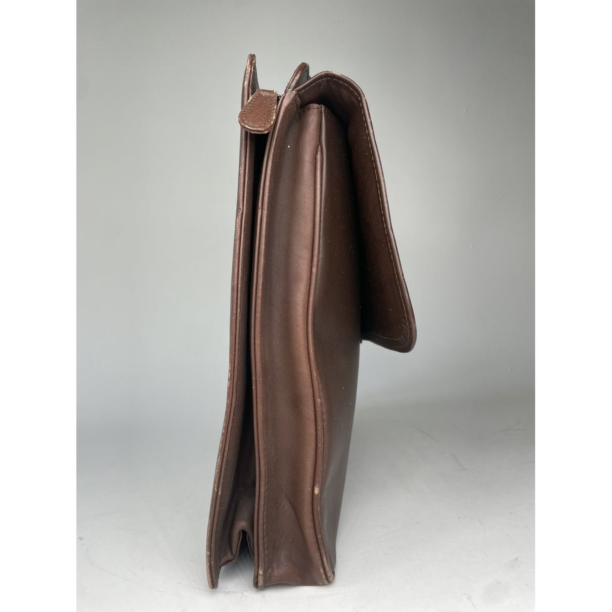 Neo Classic Brown Leather Bag